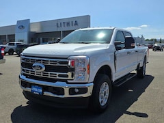2025 Ford Super Duty F-350 SRW XLT Truck