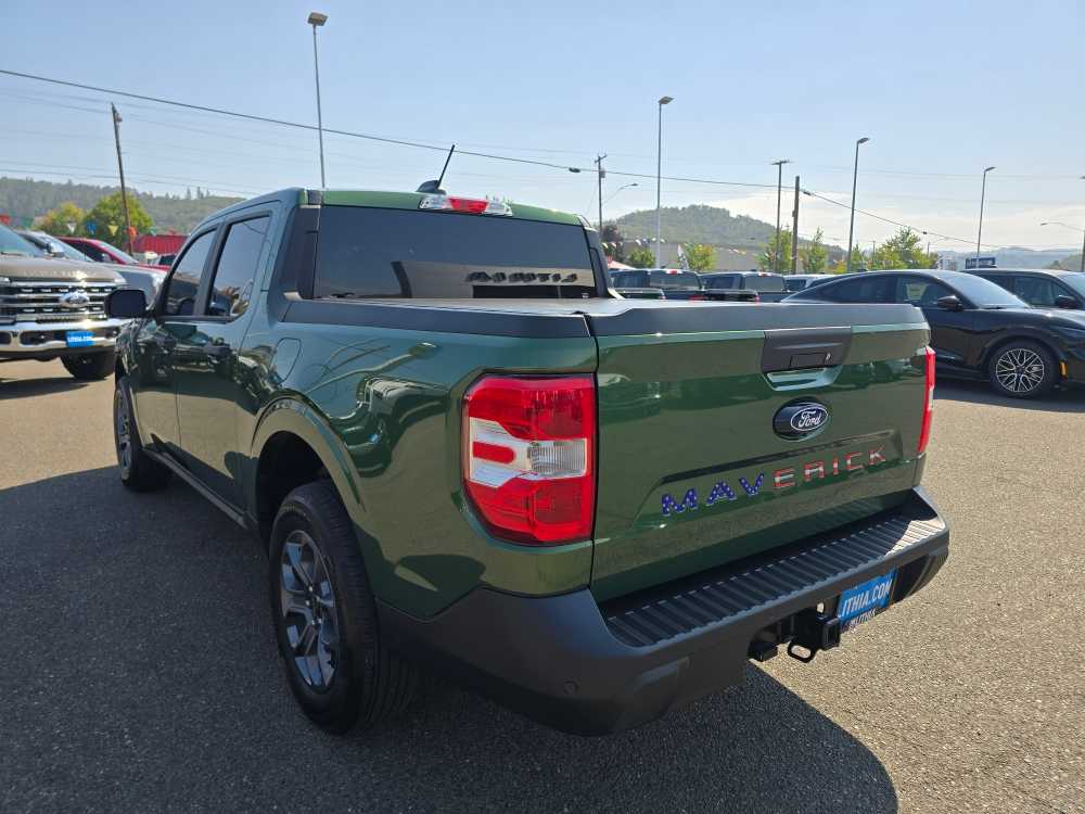 2025 Ford Maverick XLT photo 2