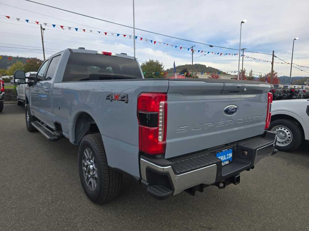 2026 Ford F-250 Super Duty Lariat - Photo 3