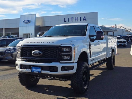 2025 Ford Super Duty F-350 SRW Lariat Truck