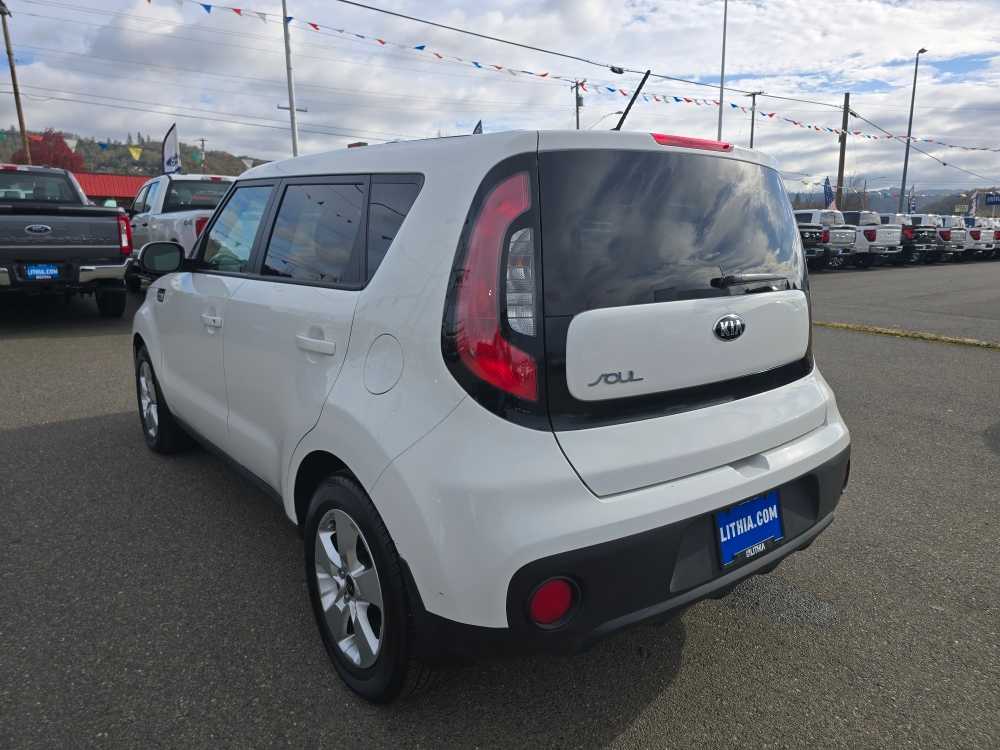 2017 Kia Soul Base photo 3