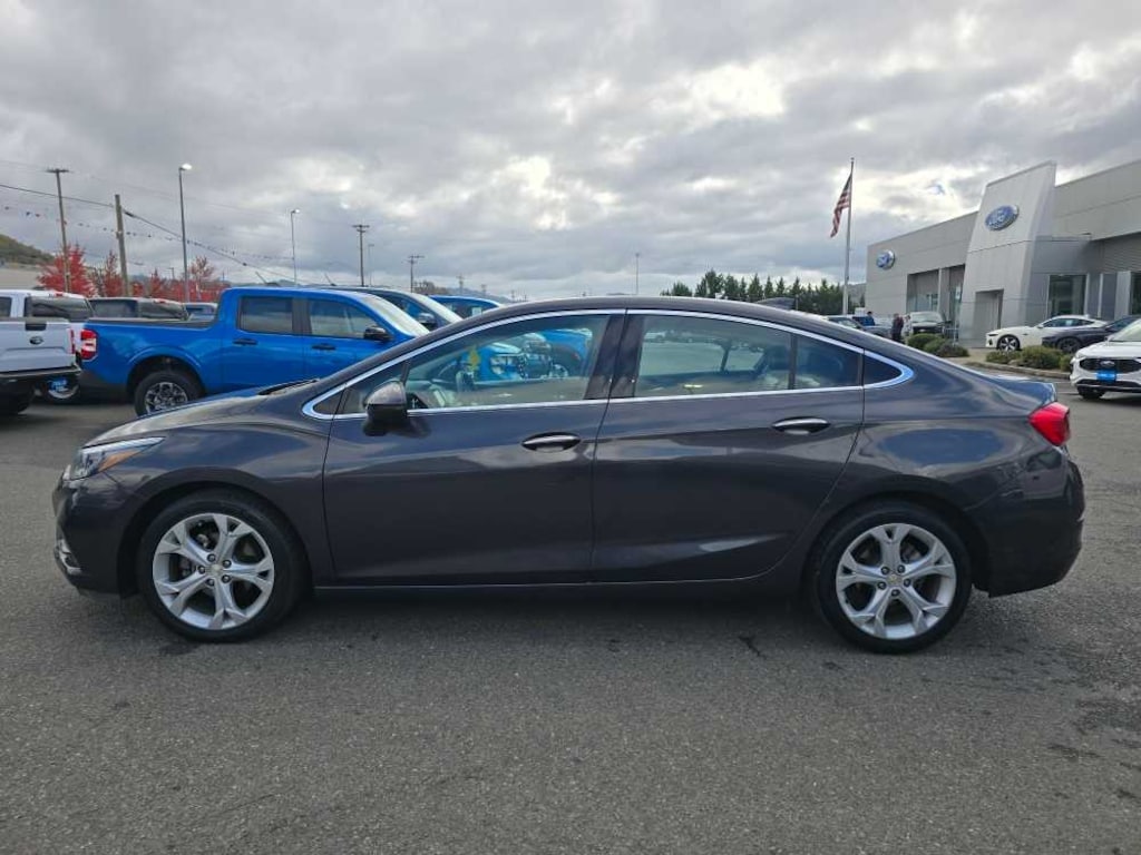 Certified 2017 Chevrolet Cruze Premier Sedan