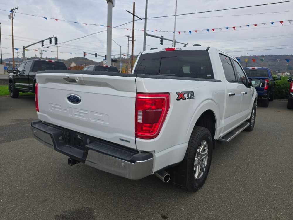 2023 Ford F-150 XLT photo 3