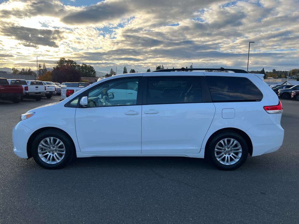 Used 2011 Toyota Sienna XLE Van