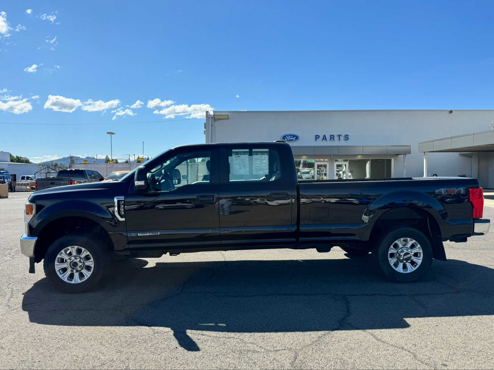 Used 2022 Ford F-350 Super Duty XL with VIN 1FT8W3BT3NEF41449 for sale in Roseburg, OR