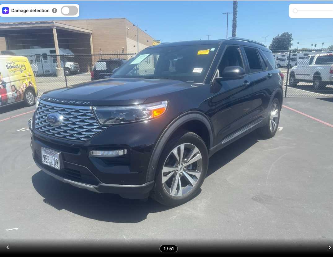 2020 Ford Explorer Platinum 4WD's photo