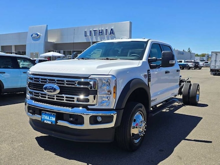 2025 Ford Super Duty F-450 DRW XLT Truck