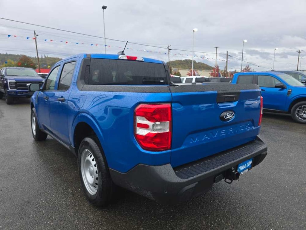 New 2025 Ford Maverick XL Truck