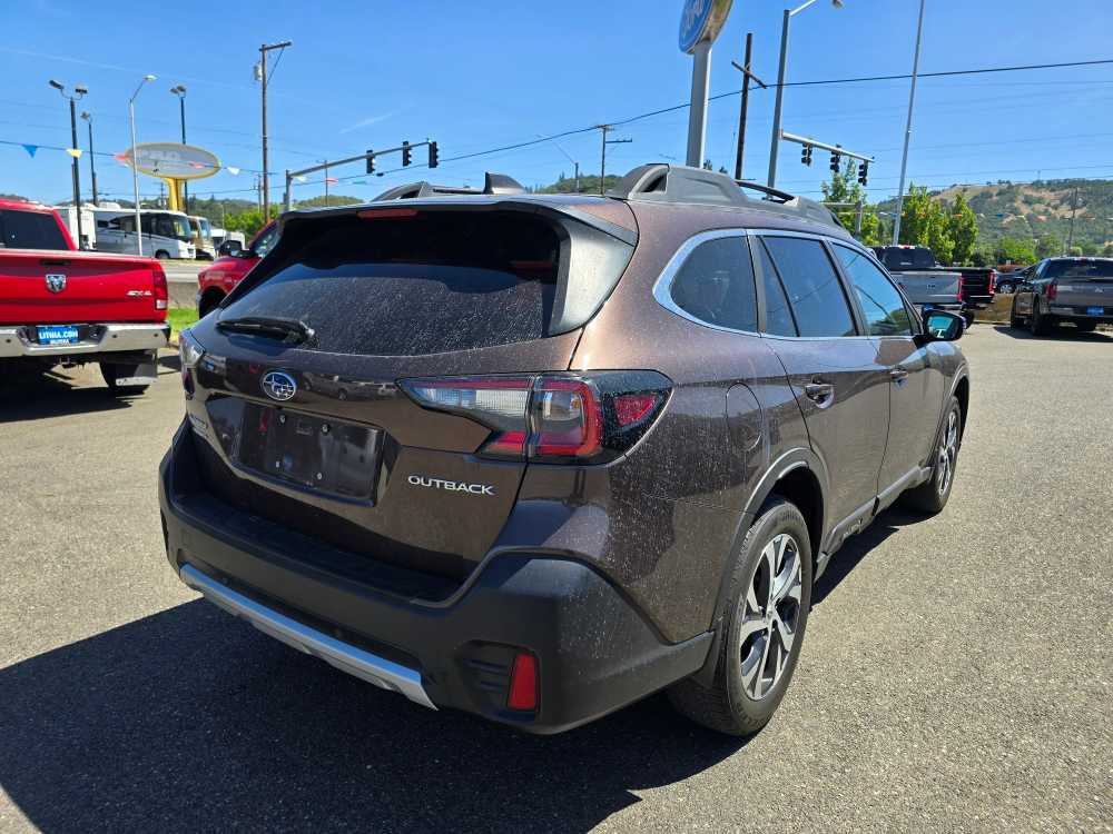 2020 Subaru Outback Limited photo 3
