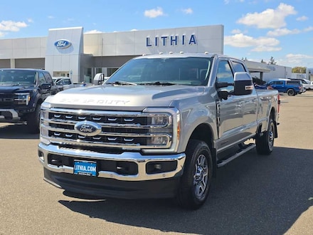 2023 Ford F-350 Lariat Truck Crew Cab