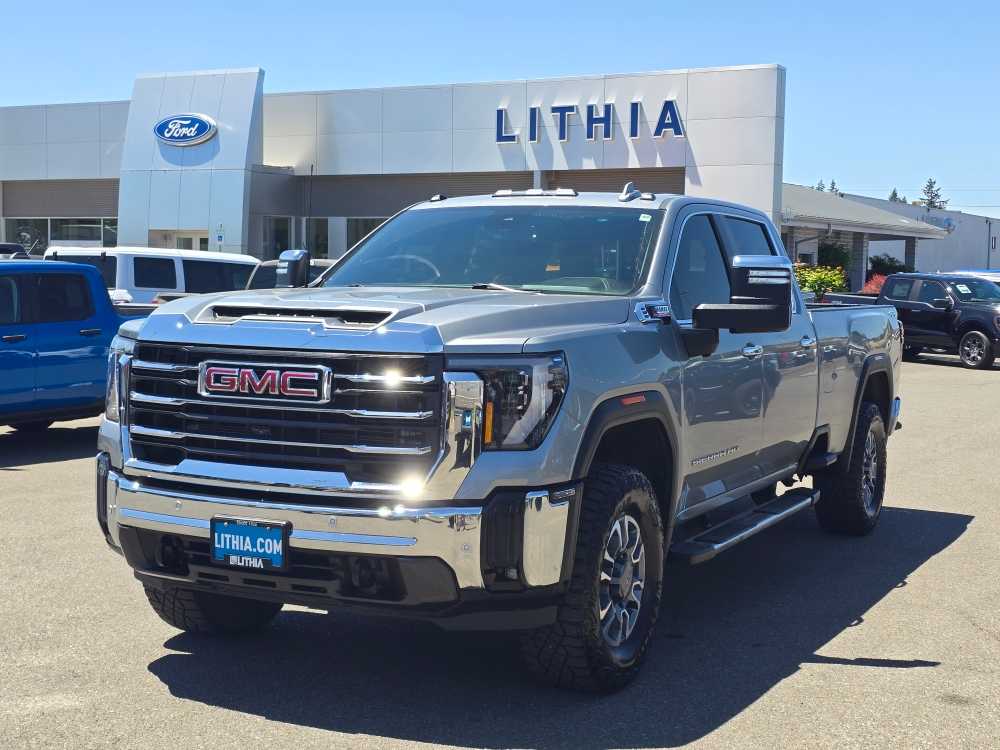 2024 GMC Sierra 4WD Crew Cab Standard Box SLT's photo