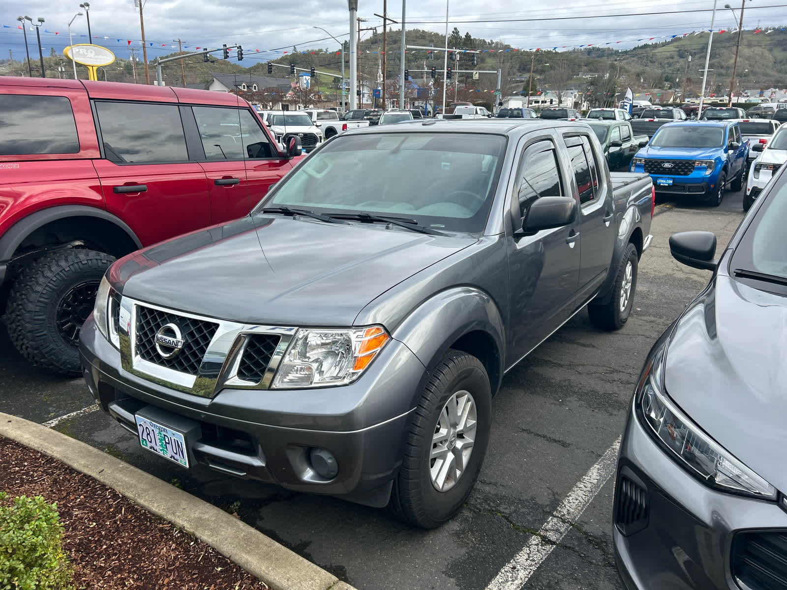 2017 Nissan Frontier SV's photo