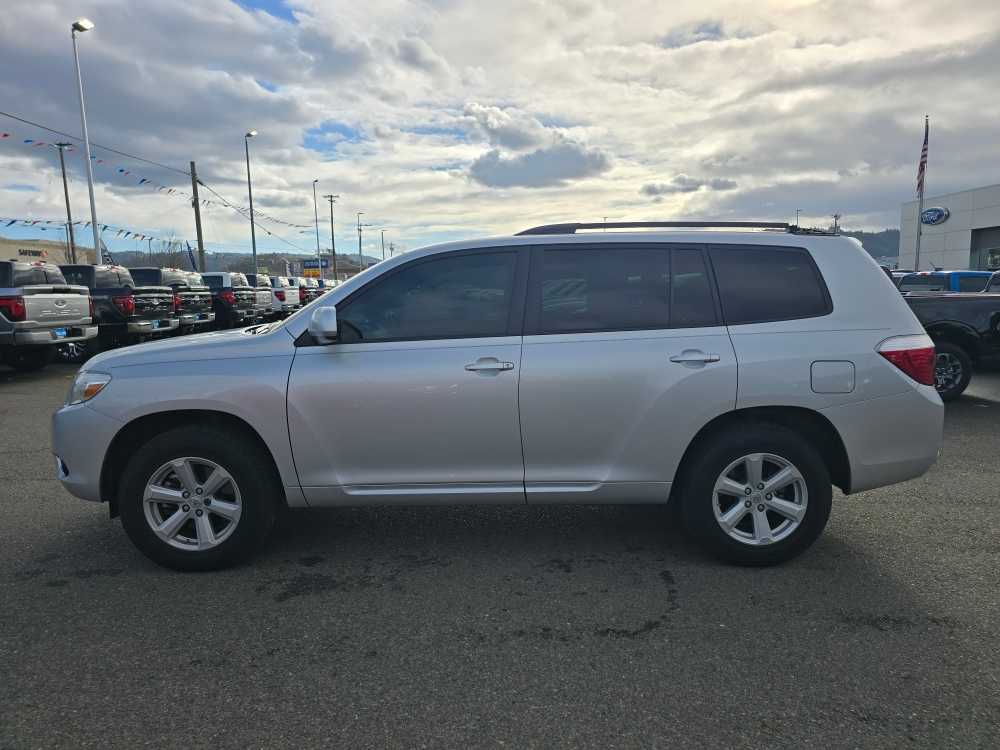 2008 Toyota Highlander Base photo 2