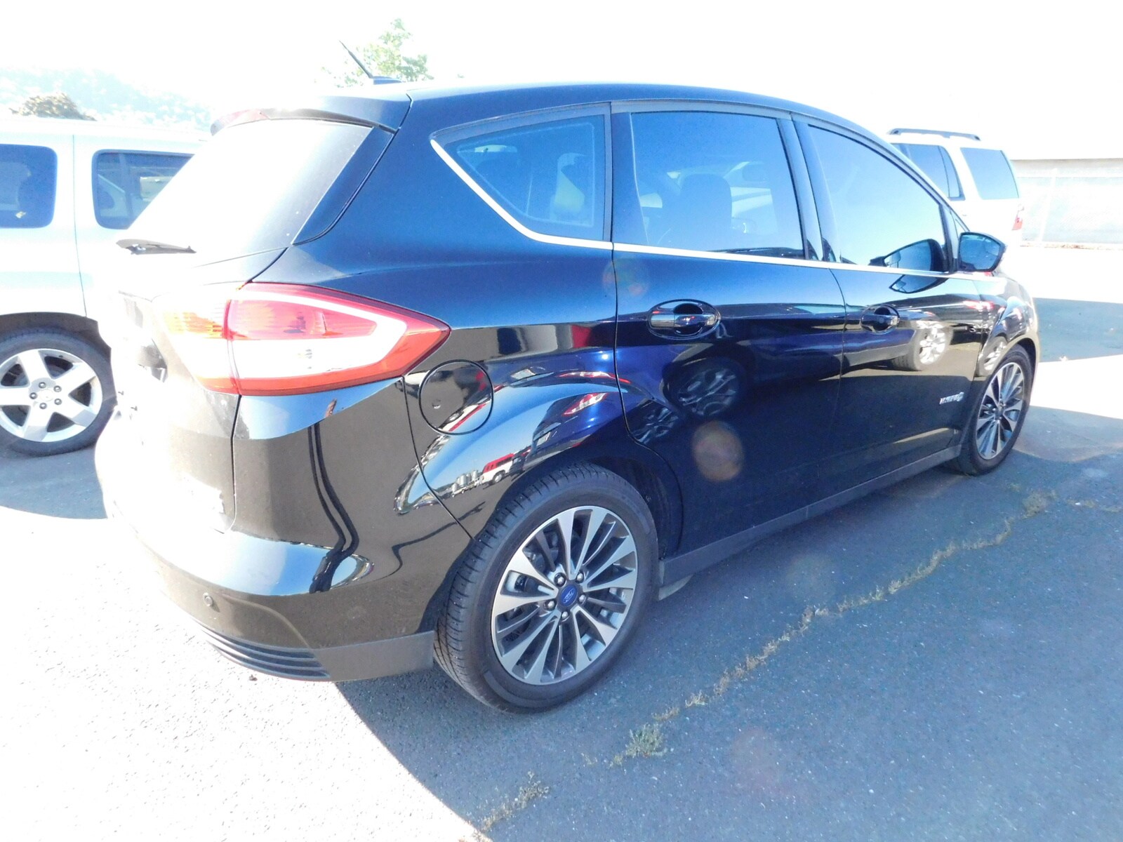 21 Ford C Max Hybrid For Sale In Roseburg Or Lithia Ford Lincoln Of Roseburg