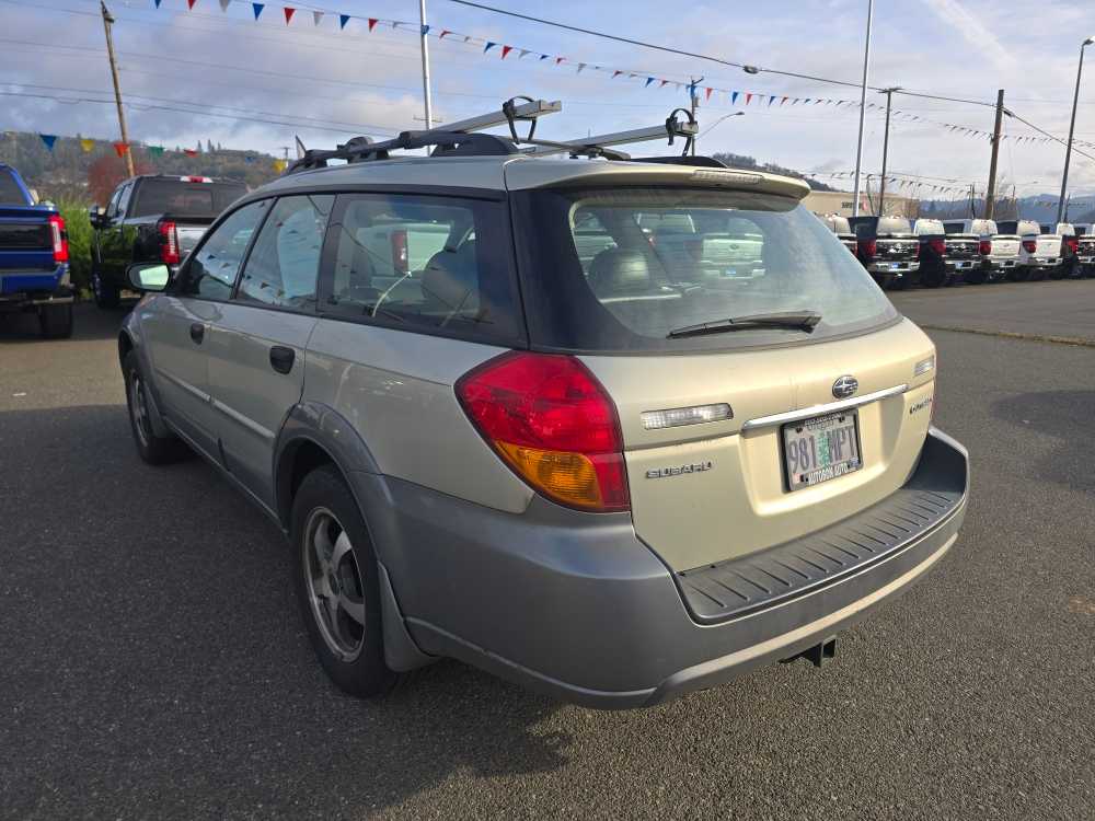 2005 Subaru Outback 2.5i photo 2