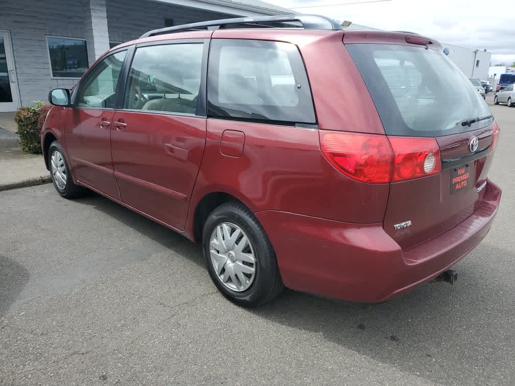 Used 2008 Toyota Sienna CE with VIN 5TDZK23C48S140385 for sale in Roseburg, OR