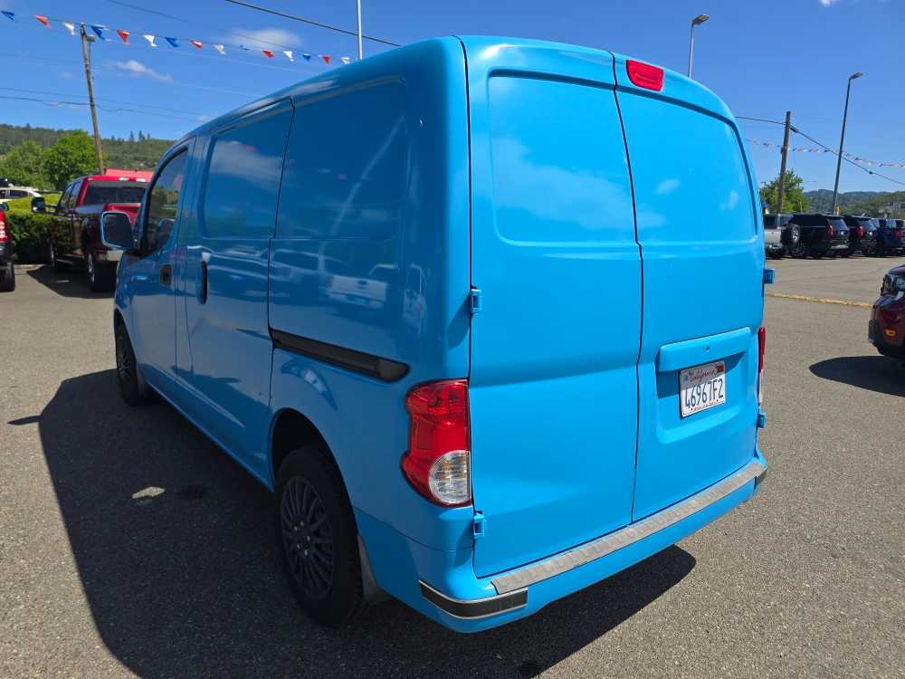 Certified 2017 Nissan NV200 SV with VIN 3N6CM0KN1HK713128 for sale in Roseburg, OR