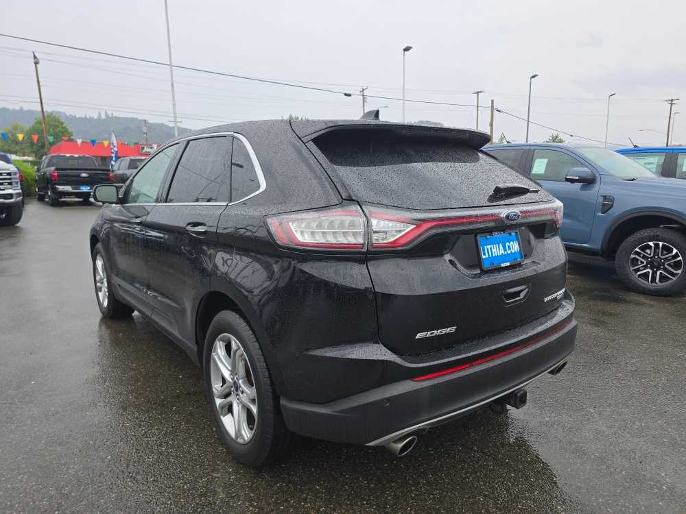 2017 Ford Edge Titanium photo 3