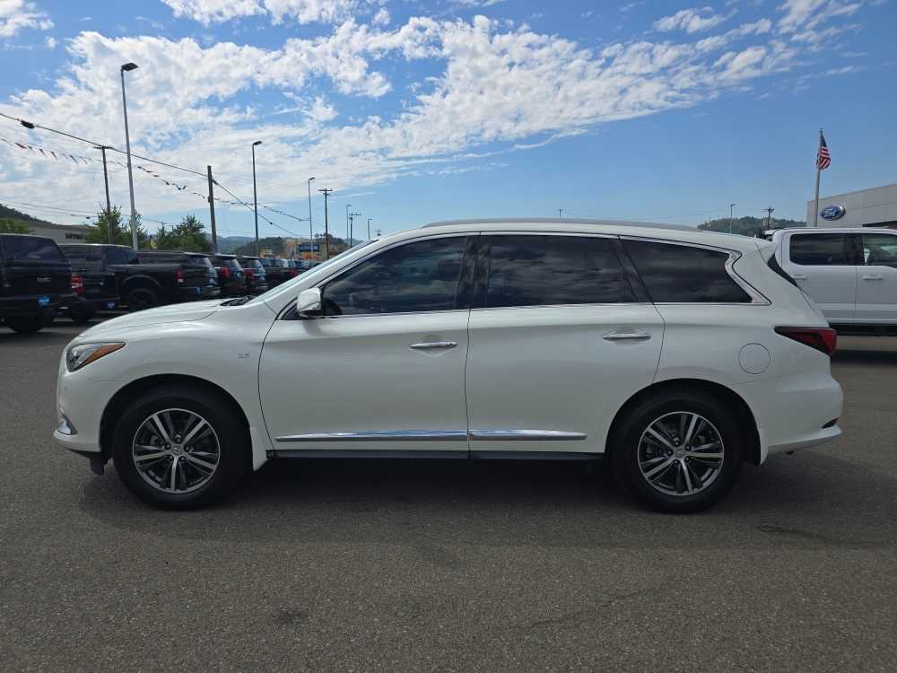 Used 2016 INFINITI QX60 Base with VIN 5N1AL0MN9GC526147 for sale in Roseburg, OR