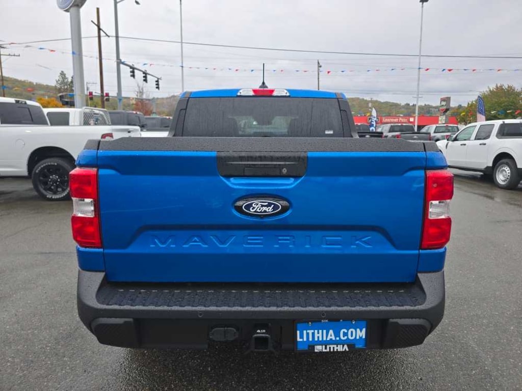 New 2025 Ford Maverick XL Truck