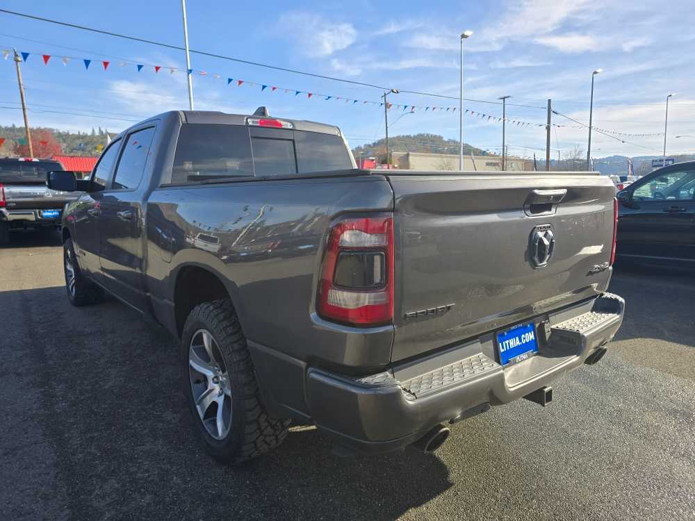 2020 Ram 1500 Sport photo 3