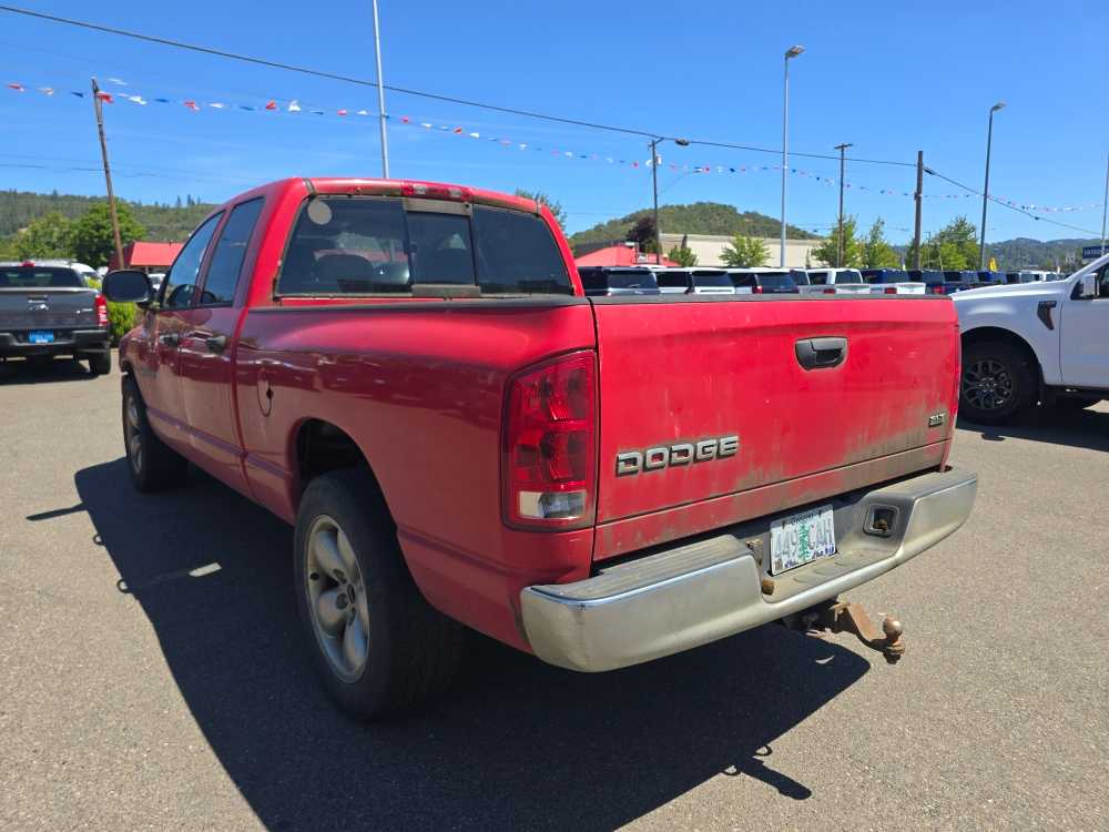 Used 2004 Dodge Ram 1500 Pickup SLT with VIN 1D7HA18D44S652651 for sale in Roseburg, OR