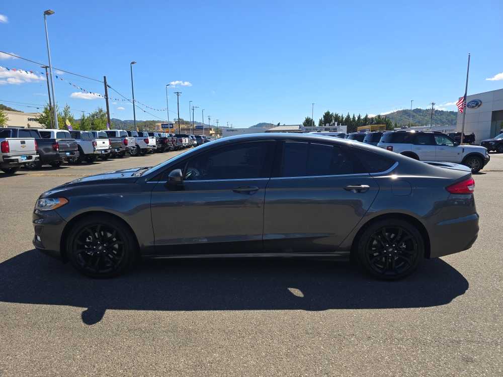 Used 2019 Ford Fusion SE with VIN 3FA6P0HD5KR276597 for sale in Roseburg, OR