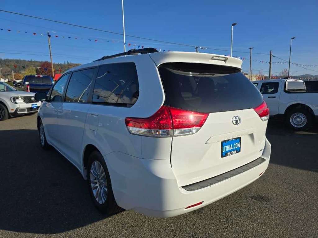 Used 2011 Toyota Sienna XLE Van