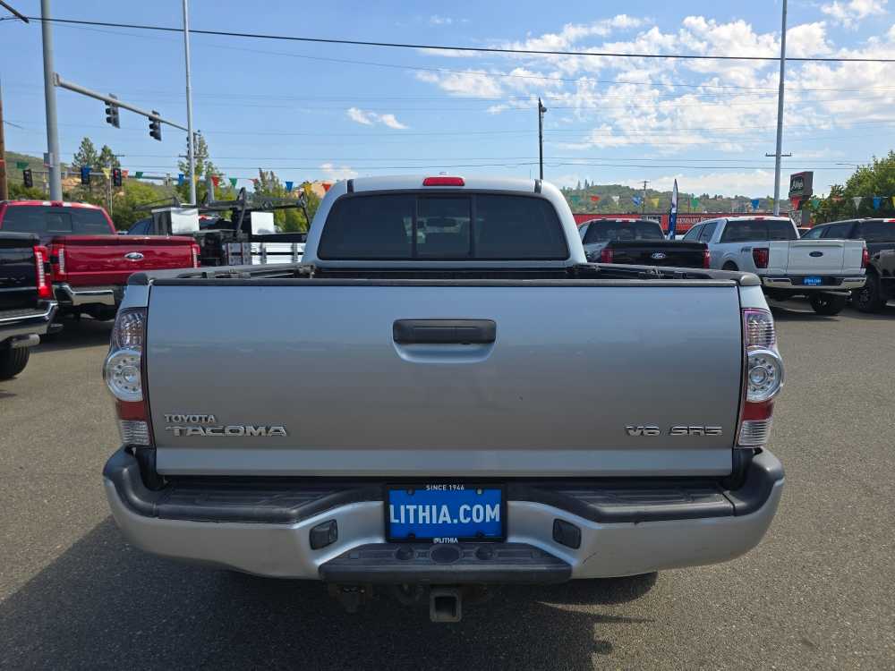 2010 Toyota Tacoma photo 4