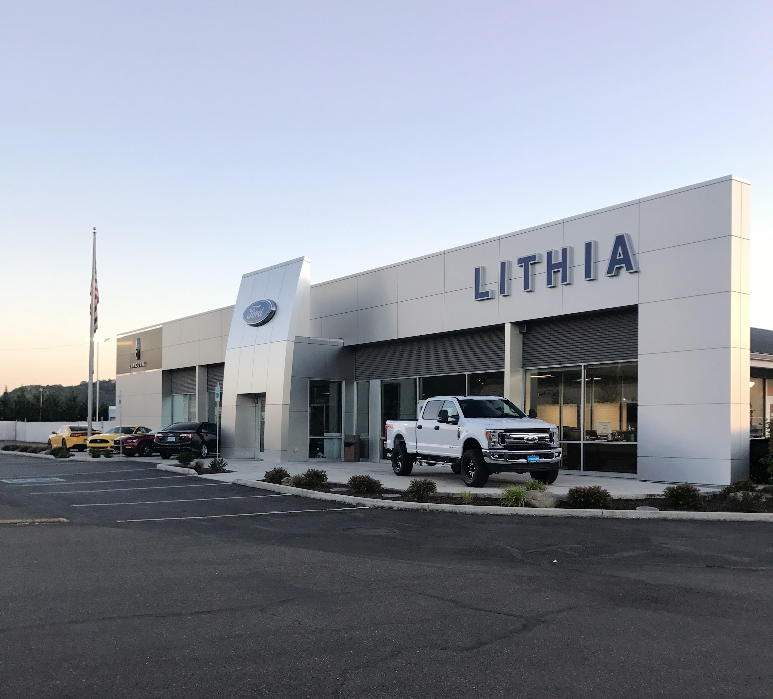 Directions to Lithia Ford of Roseburg 1650 N.E. Stephens Roseburg