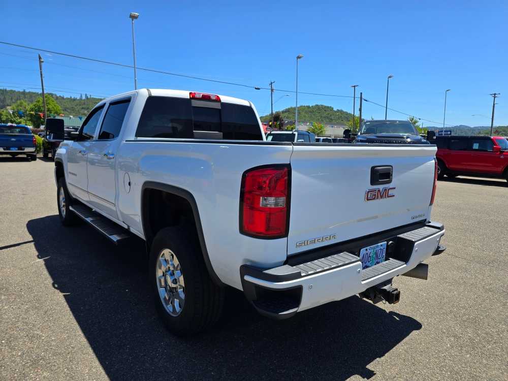Used 2017 GMC Sierra 3500 Denali HD Denali with VIN 1GT42YEY1HF210401 for sale in Roseburg, OR