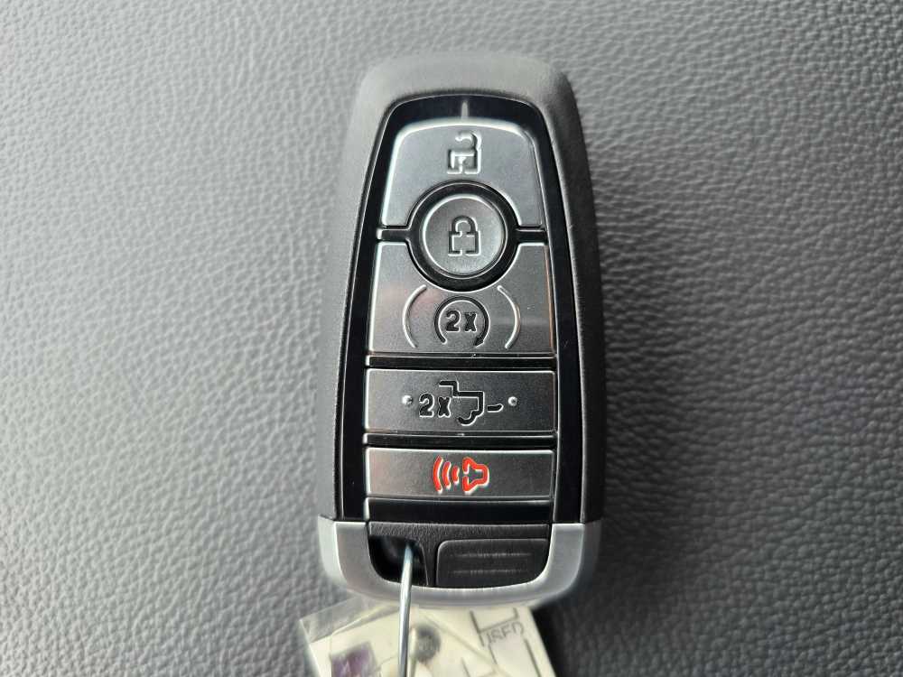 2025 Ford F-350 Super Duty Lariat - Photo 22