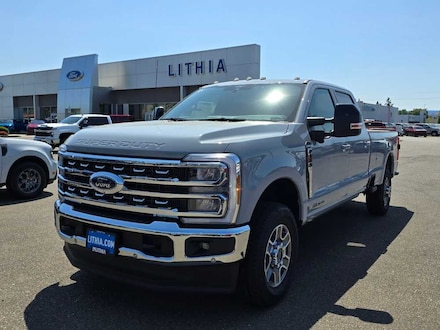 2025 Ford Super Duty F-350 SRW Lariat Truck