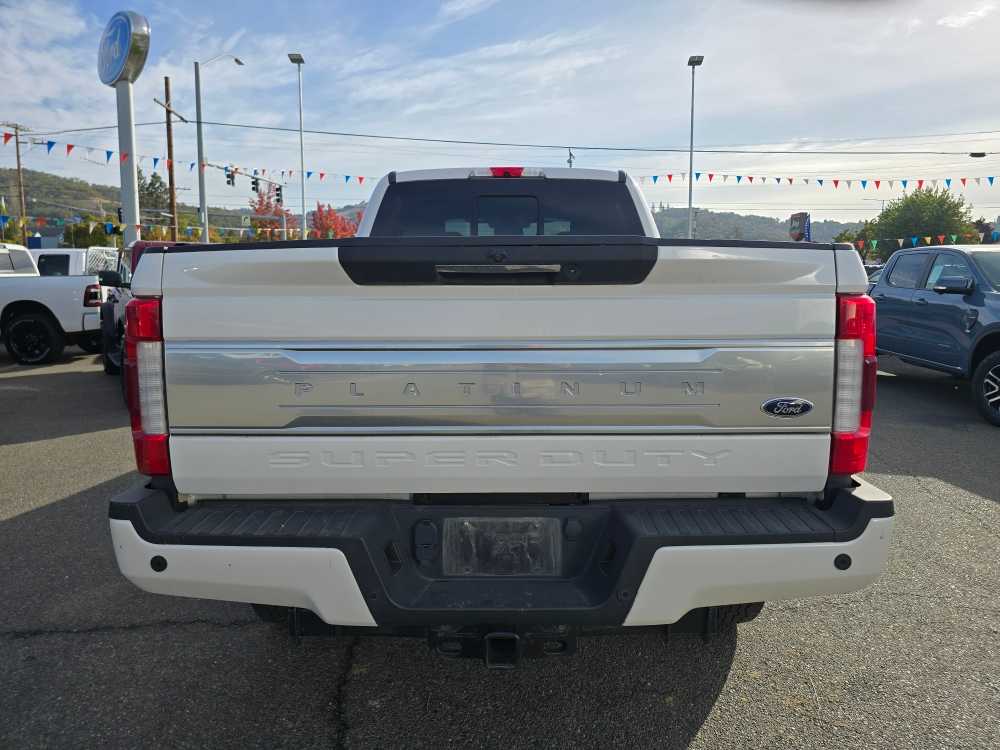 2019 Ford F-350 Platinum photo 4