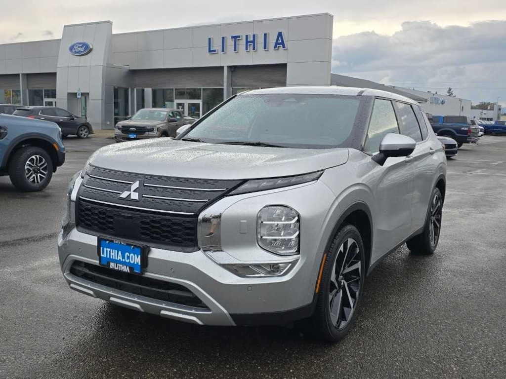 Certified 2024 Mitsubishi Outlander SE SUV
