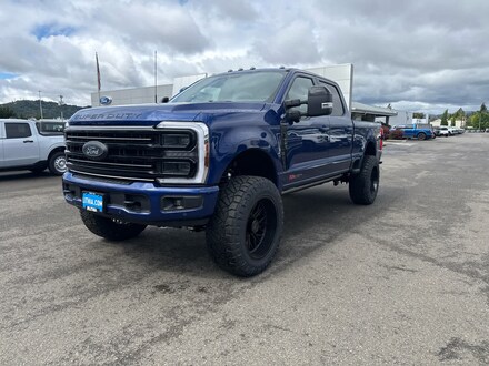2026 Ford Super Duty F-350 SRW Pickup Platinum Truck