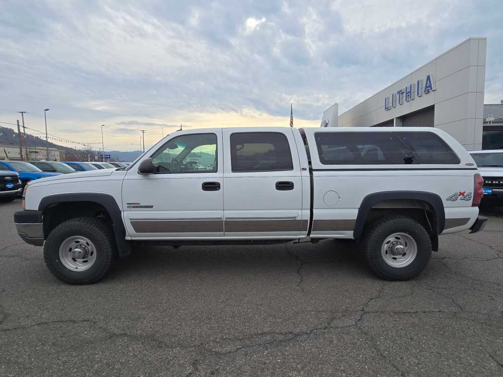 2003 Chevrolet Silverado 2500HD LT photo 2