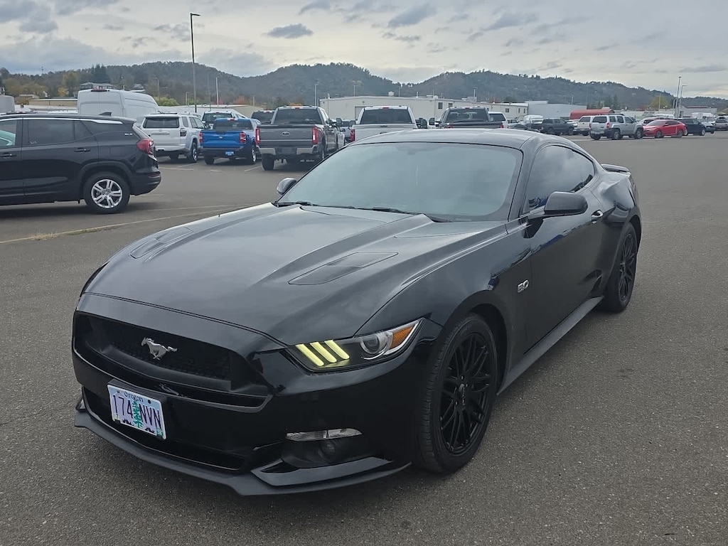 Used 2017 Ford Mustang GT Coupe