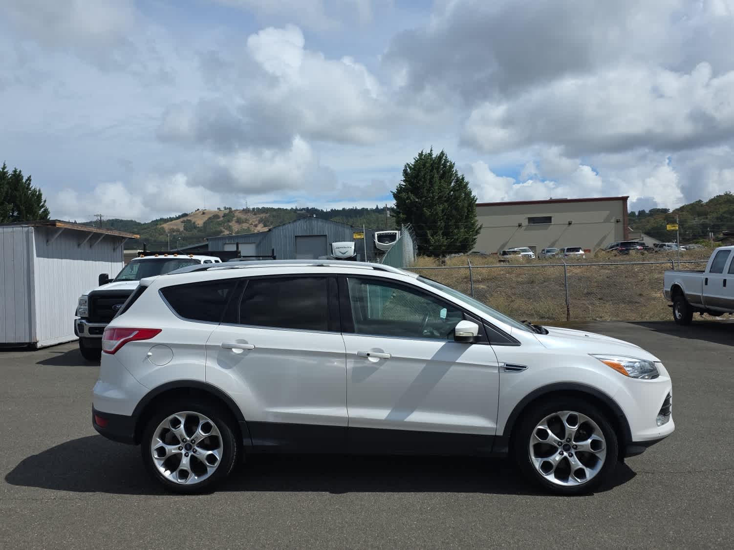 2015 Ford Escape Titanium photo 3