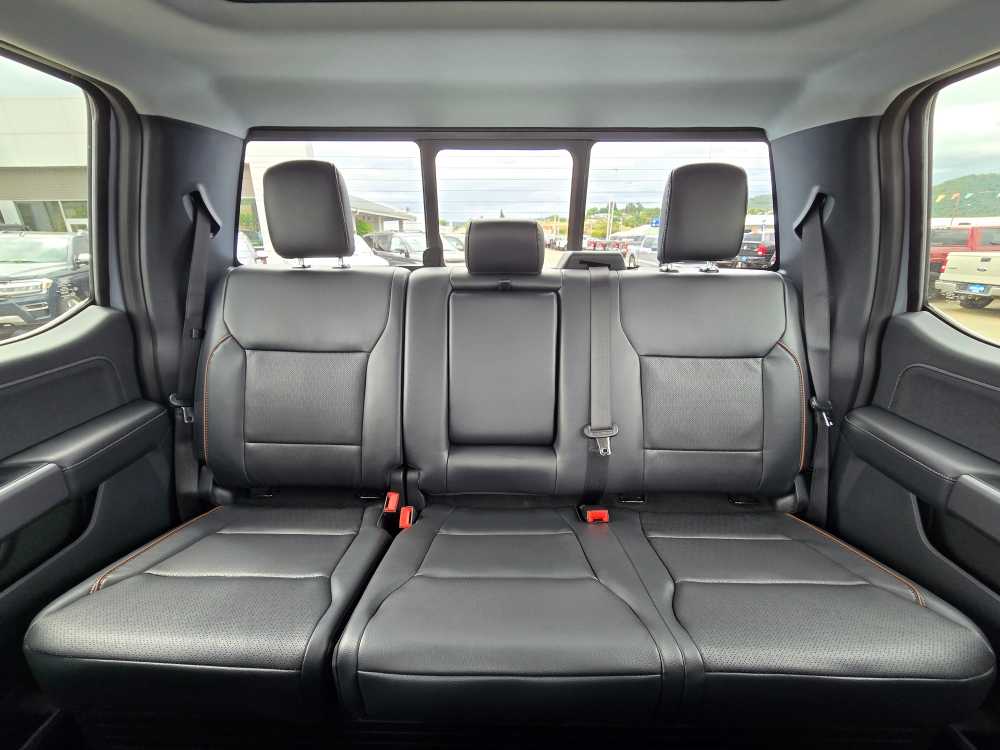 2025 Ford F-350 Super Duty Lariat - Photo 17