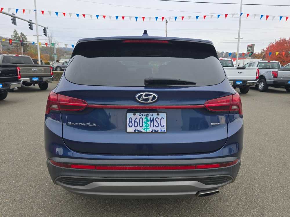 2021 Hyundai Santa Fe SE photo 3