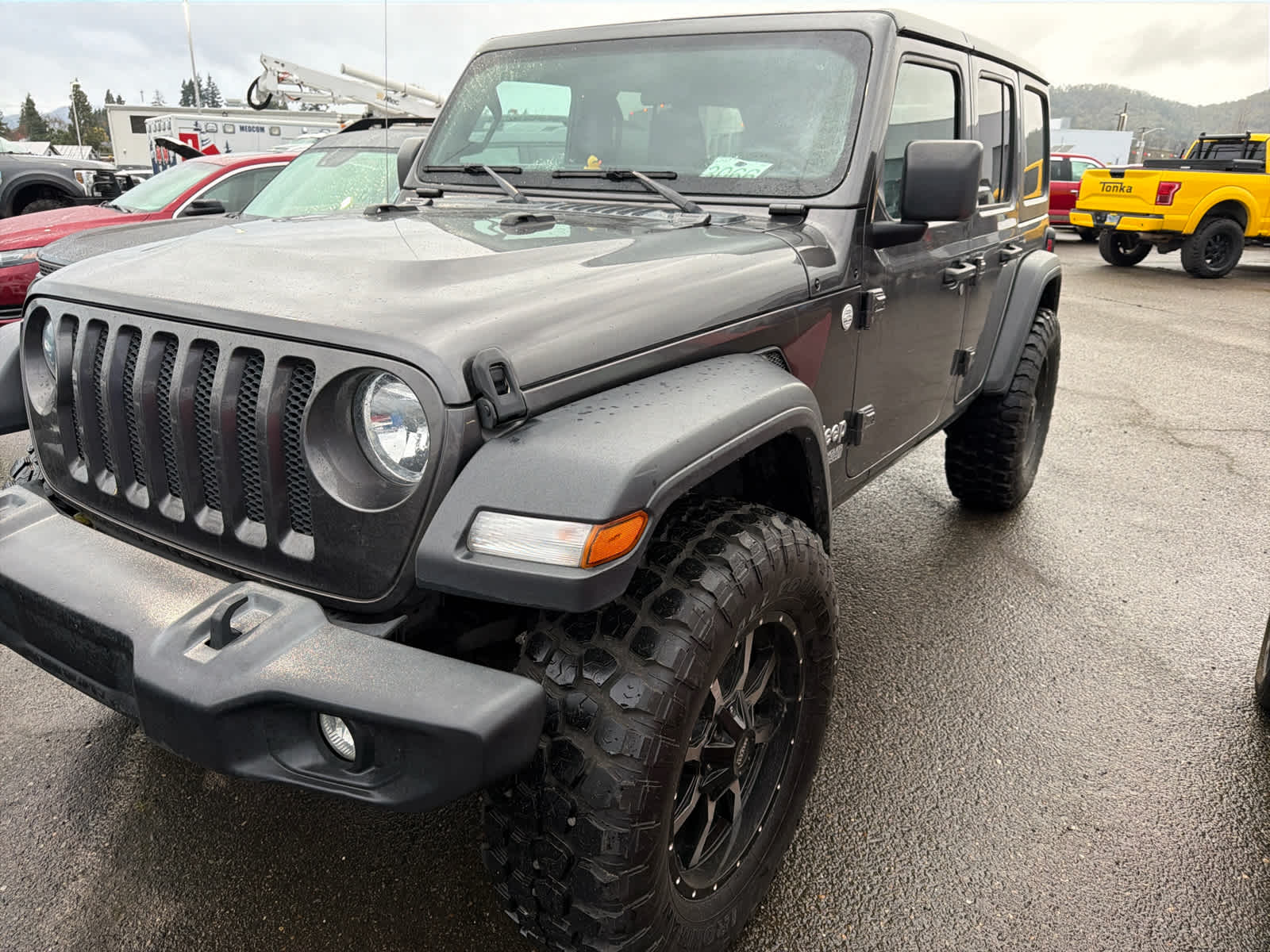2019 Jeep Wrangler Unlimited Sport's photo