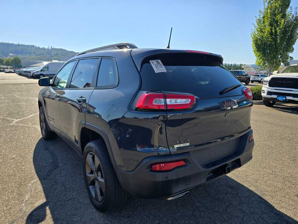 Thumbnail: 2016 Jeep Cherokee - 2