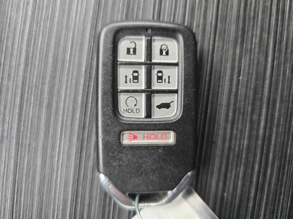 Thumbnail: 2019 Honda Odyssey - 22