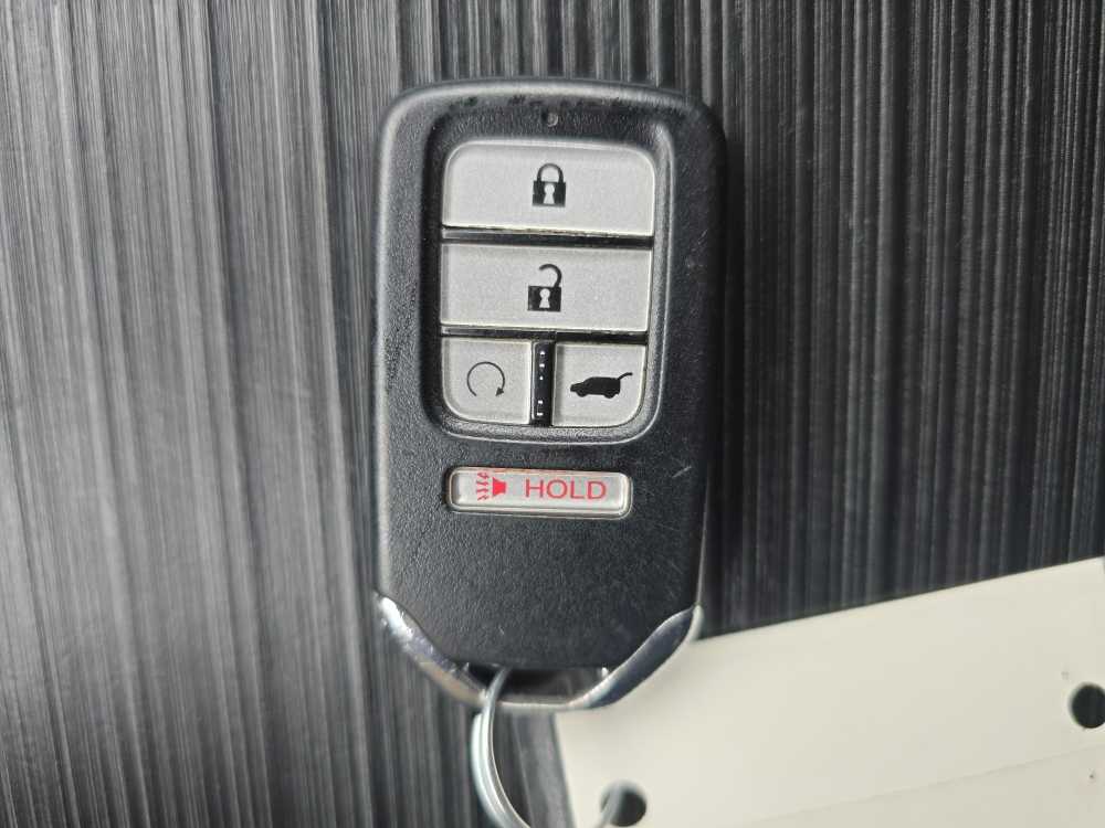 2022 Honda Pilot SE - Photo 22