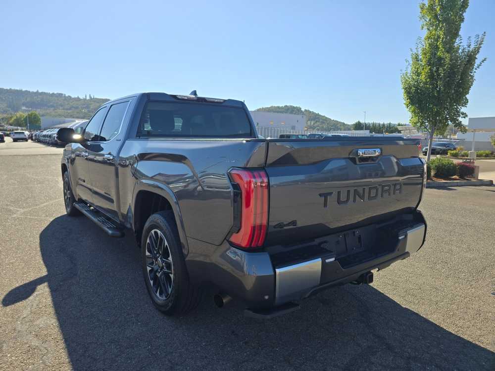 2023 Toyota Tundra Limited photo 2