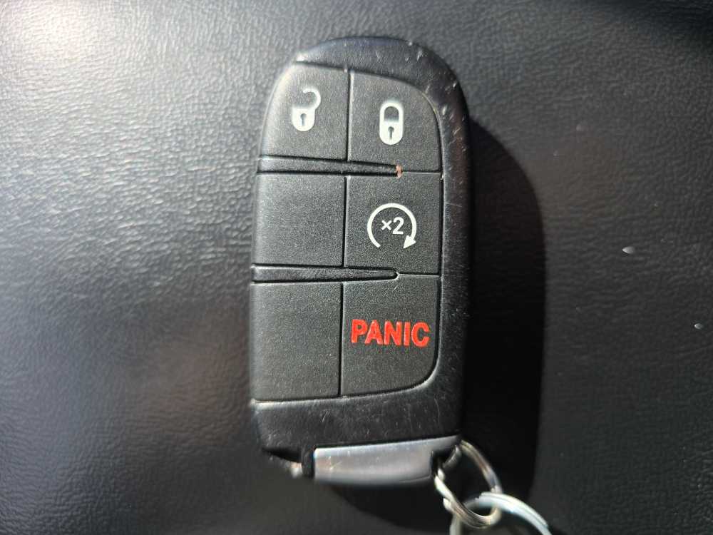 Thumbnail: 2015 Dodge Journey - 22