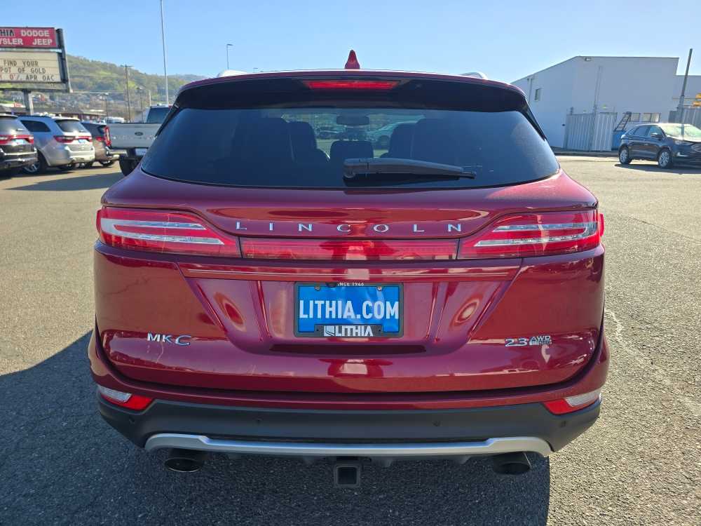 Thumbnail: 2016 Lincoln MKC - 4