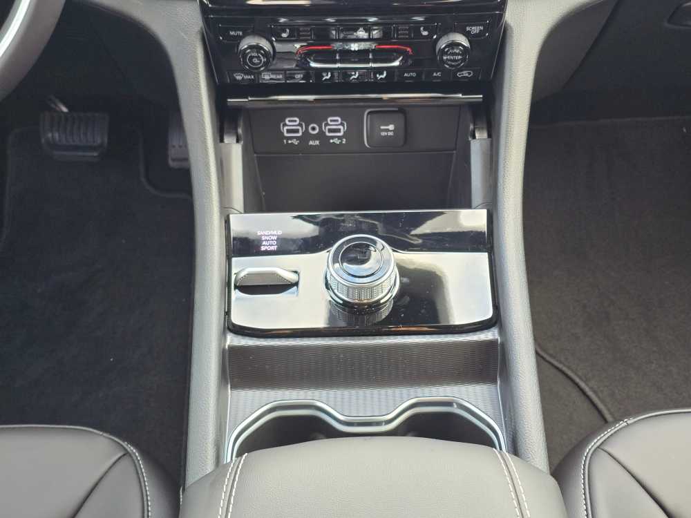 Thumbnail: 2025 Jeep Grand Cherokee L - 13