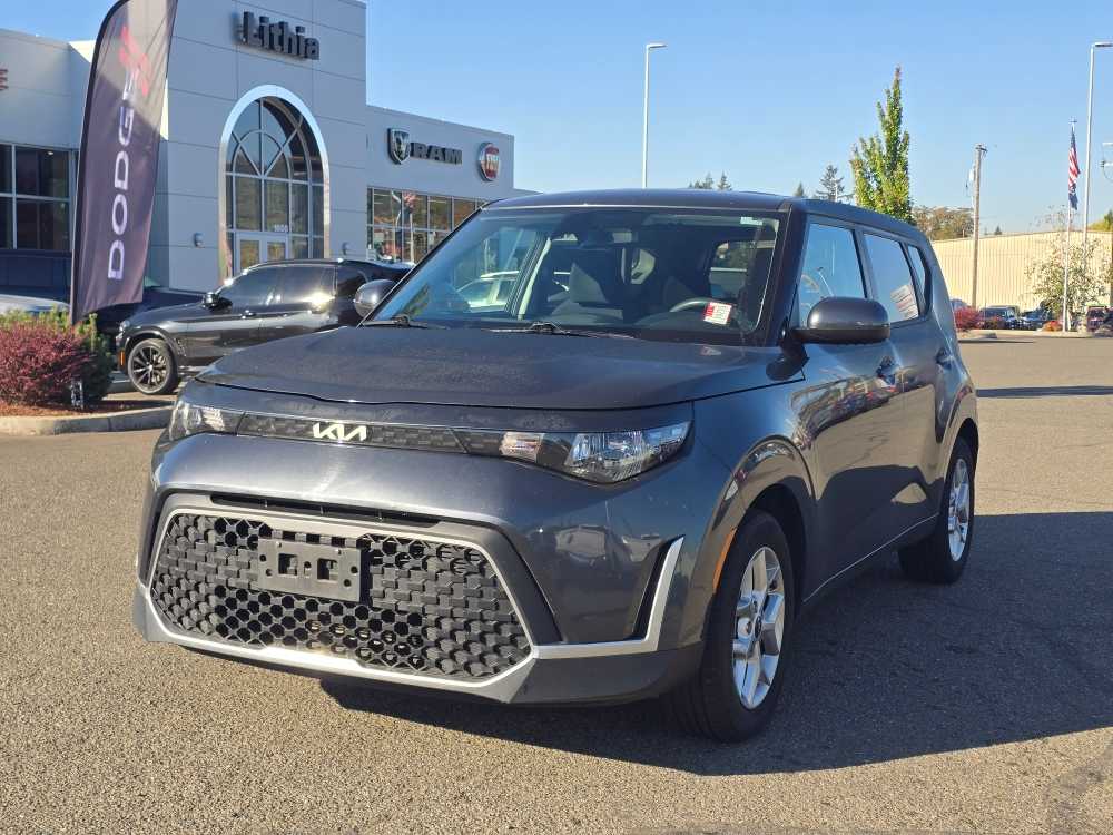 Used 2023 Kia Soul LX with VIN KNDJ23AU5P7888683 for sale in Roseburg, OR